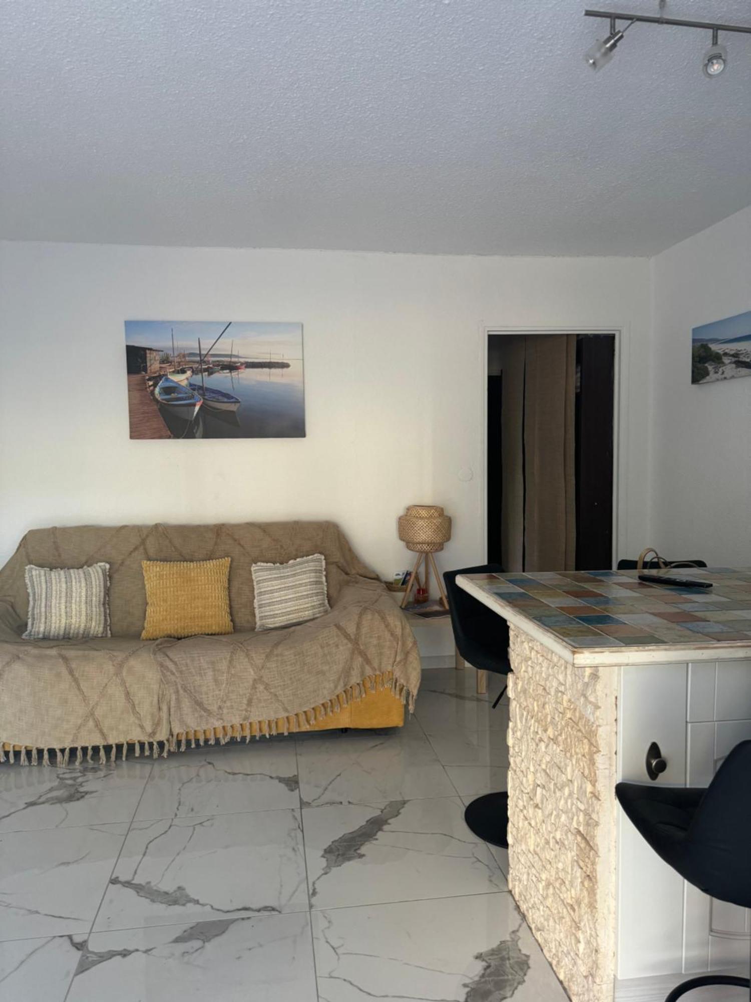 Grand Studio Cabine Proche Plage Et Port Gruissan Exterior foto
